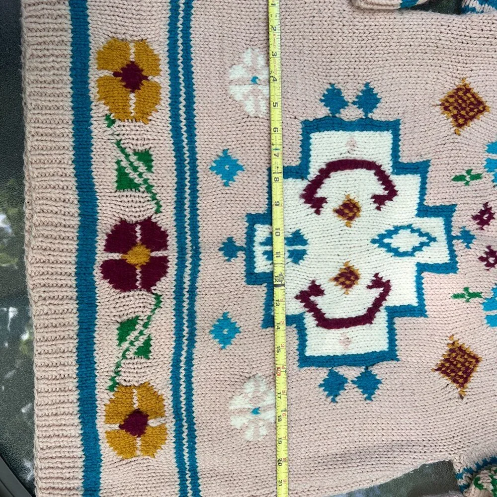 Vintage 90s Hand-Knit Southwestern Sweater – Chunky Cozy Knit - Picture 6 of 7